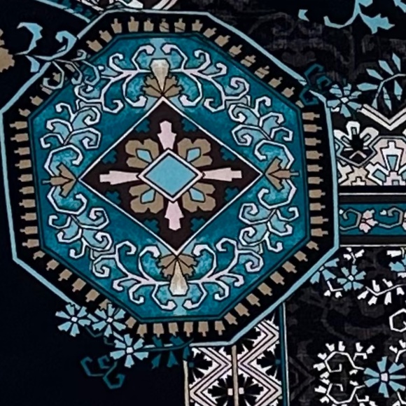 Chico's Medallion Floral Flutter Sleeve Top/Blouse Black/Teal XXL/Chico's Size 4 - Picture 4 of 11